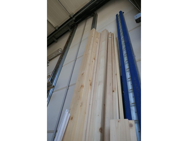 Houten latten - afbeelding 1 van  3