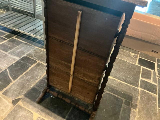 Houten lessenaar - afbeelding 5 van  5