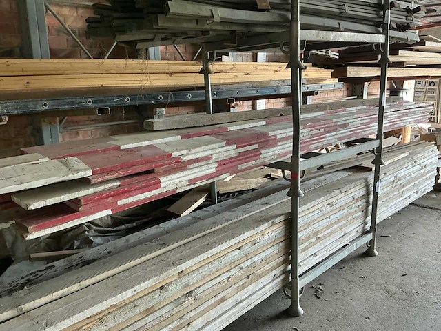 Houten leuningplanken (25x) - afbeelding 1 van  3