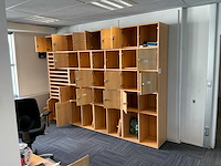 Houten locker-/opbergkast - afbeelding 1 van  8