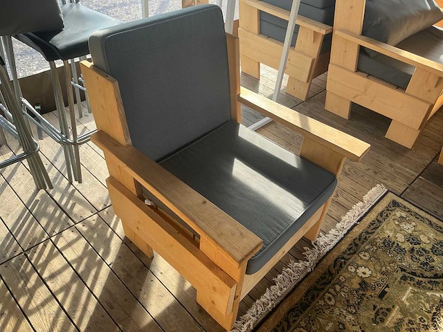 Houten loungestoel - afbeelding 3 van  3