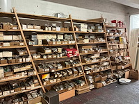 Houten magazijnrekken (+/-10 lopende meter) - afbeelding 4 van  6