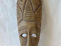 Houten masker - afbeelding 1 van  3