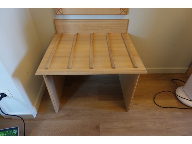 Houten meubels - afbeelding 2 van  5