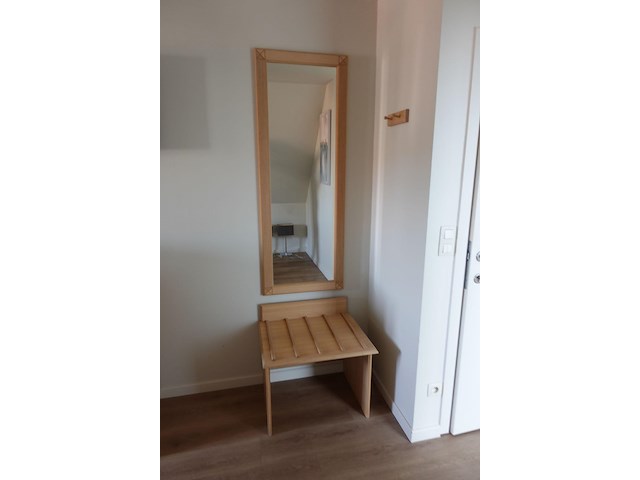 Houten meubels - afbeelding 1 van  4