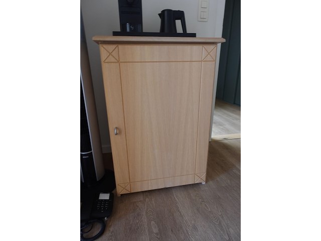 Houten meubels - afbeelding 3 van  3