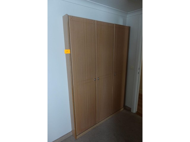 Houten meubels - afbeelding 1 van  6