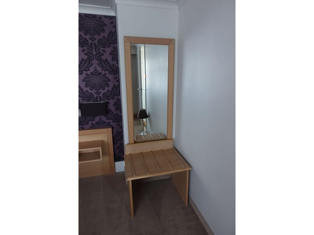 Houten meubels - afbeelding 5 van  6