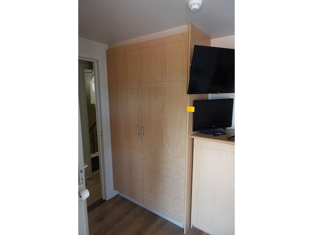 Houten meubels - afbeelding 1 van  5
