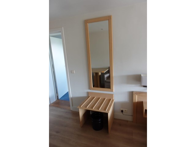 Houten meubels - afbeelding 5 van  5