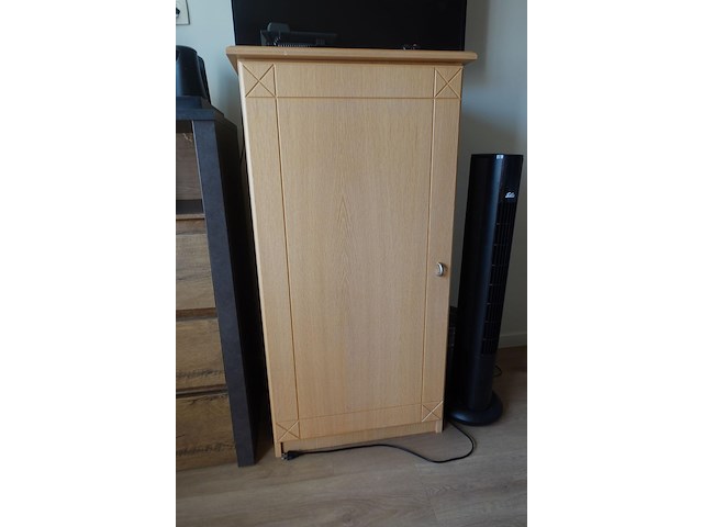 Houten meubels - afbeelding 5 van  5