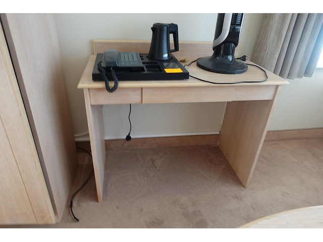 Houten meubels - afbeelding 2 van  3