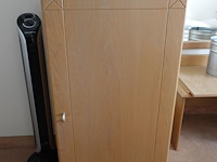 Houten meubels - afbeelding 1 van  3