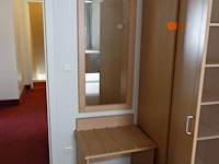 Houten meubels - afbeelding 3 van  4