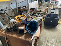 Houten mobiele werkbank - afbeelding 3 van  4