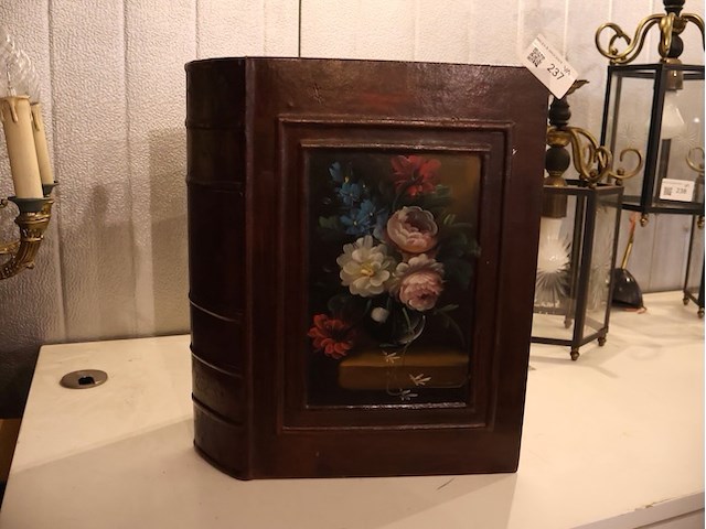 Houten nepboek - afbeelding 1 van  4