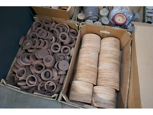 Houten onderdelen voor armaturen - afbeelding 2 van  10