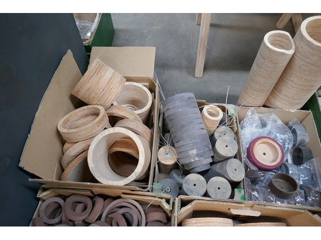 Houten onderdelen voor armaturen - afbeelding 3 van  10