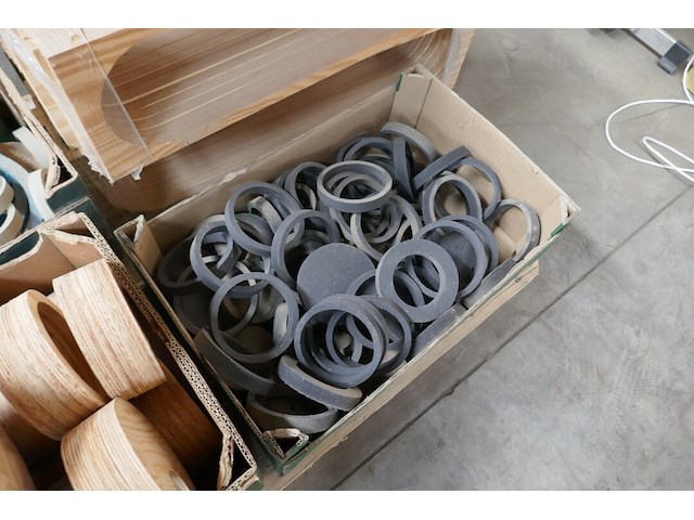 Houten onderdelen voor armaturen - afbeelding 9 van  10