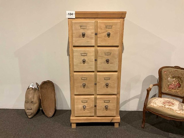 Houten opbergkast - afbeelding 1 van  3