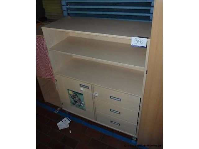 Houten opbergkast - afbeelding 1 van  1