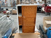 Houten opbergkast - afbeelding 1 van  3