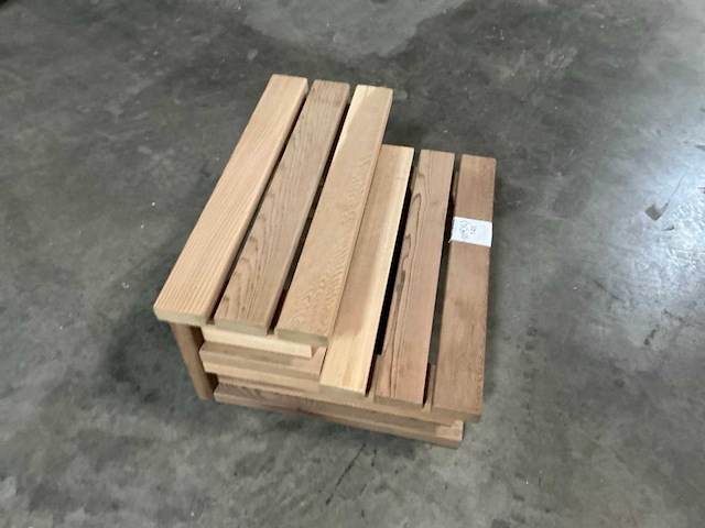 Houten opstapje jacuzzi (7x) - afbeelding 3 van  4