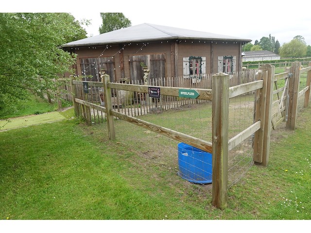 Houten paardenomheining - afbeelding 6 van  13