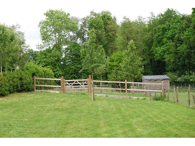 Houten paardenomheining - afbeelding 2 van  10