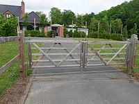 Houten paardenomheining - afbeelding 1 van  10