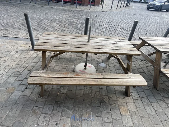 Houten picknicktafel met parasolvoet coca-cola - afbeelding 2 van  9