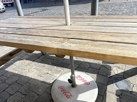 Houten picknicktafel met parasolvoet coca-cola - afbeelding 8 van  9