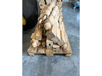 Houten pilaren/trapstijlen - afbeelding 2 van  3