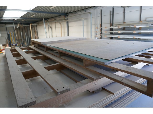 Houten plaatmateriaal - afbeelding 4 van  4