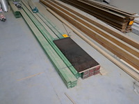 Houten planken en latten - afbeelding 1 van  5