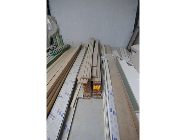 Houten planken en latten - afbeelding 3 van  5