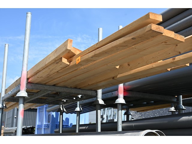 Houten planken - afbeelding 1 van  2