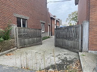 Houten poort met automatisatie - afbeelding 1 van  5