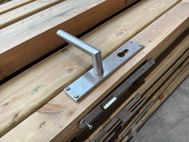 Houten poort met slot (10x) - afbeelding 4 van  6