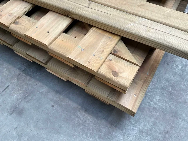 Houten poort met slot (2x) - afbeelding 2 van  6
