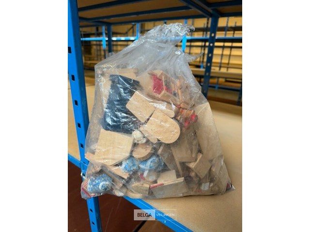 Houten poppenhuis - afbeelding 9 van  9