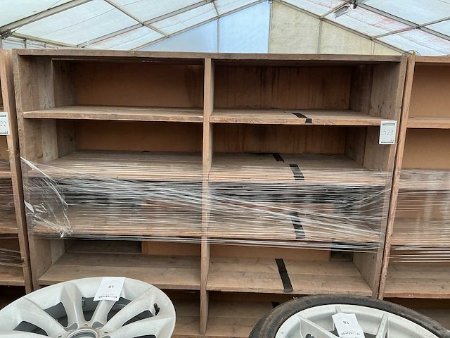 Houten presentatie rek (2x) - afbeelding 1 van  2