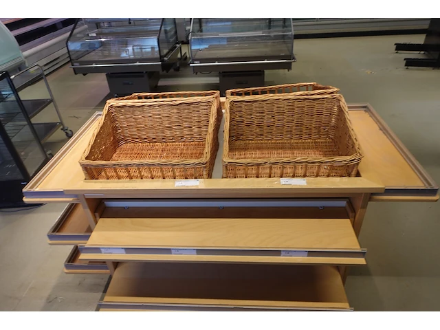 Houten presentatiemeubel - afbeelding 6 van  8