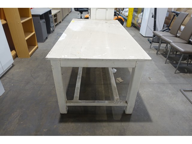 Houten presentatietafel - afbeelding 2 van  2