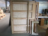 Houten ramen en deuren voor tuinhuizen - afbeelding 5 van  35