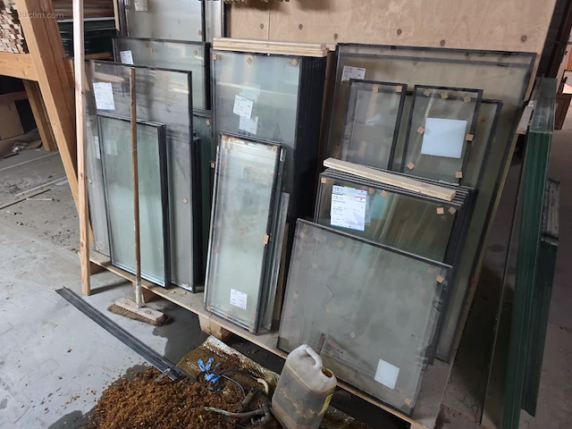 Houten ramen en deuren voor tuinhuizen - afbeelding 13 van  35