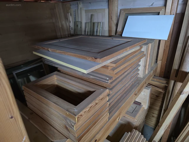 Houten ramen en deuren voor tuinhuizen - afbeelding 24 van  35
