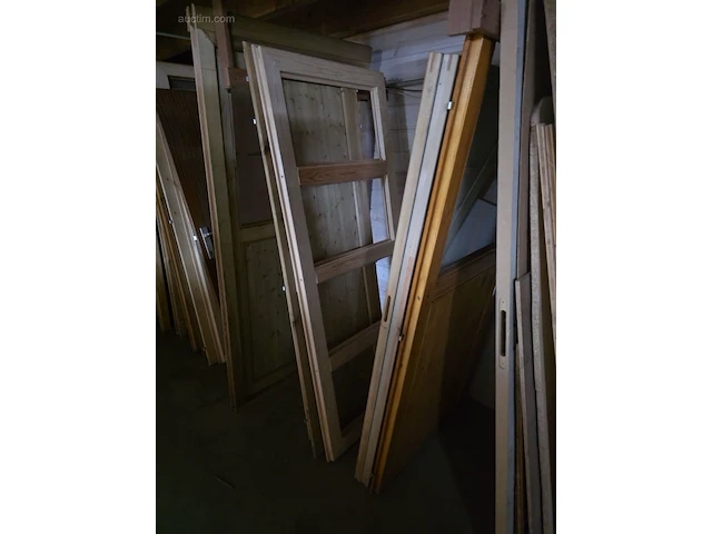 Houten ramen en deuren voor tuinhuizen - afbeelding 28 van  35