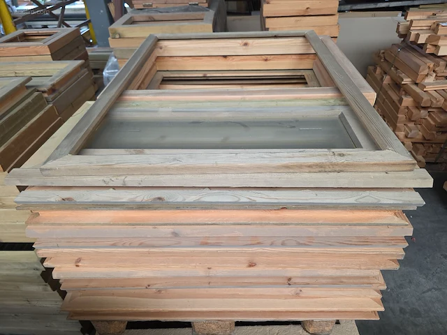 Houten ramen en deuren voor tuinhuizen - afbeelding 30 van  35
