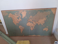 Houten rek + landkaart - afbeelding 1 van  3